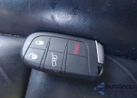 2017 Jeep Grand Cherokee Limited 4X2 z USA, uszkodzony, nr VIN 1C4RJEBG1HC896377